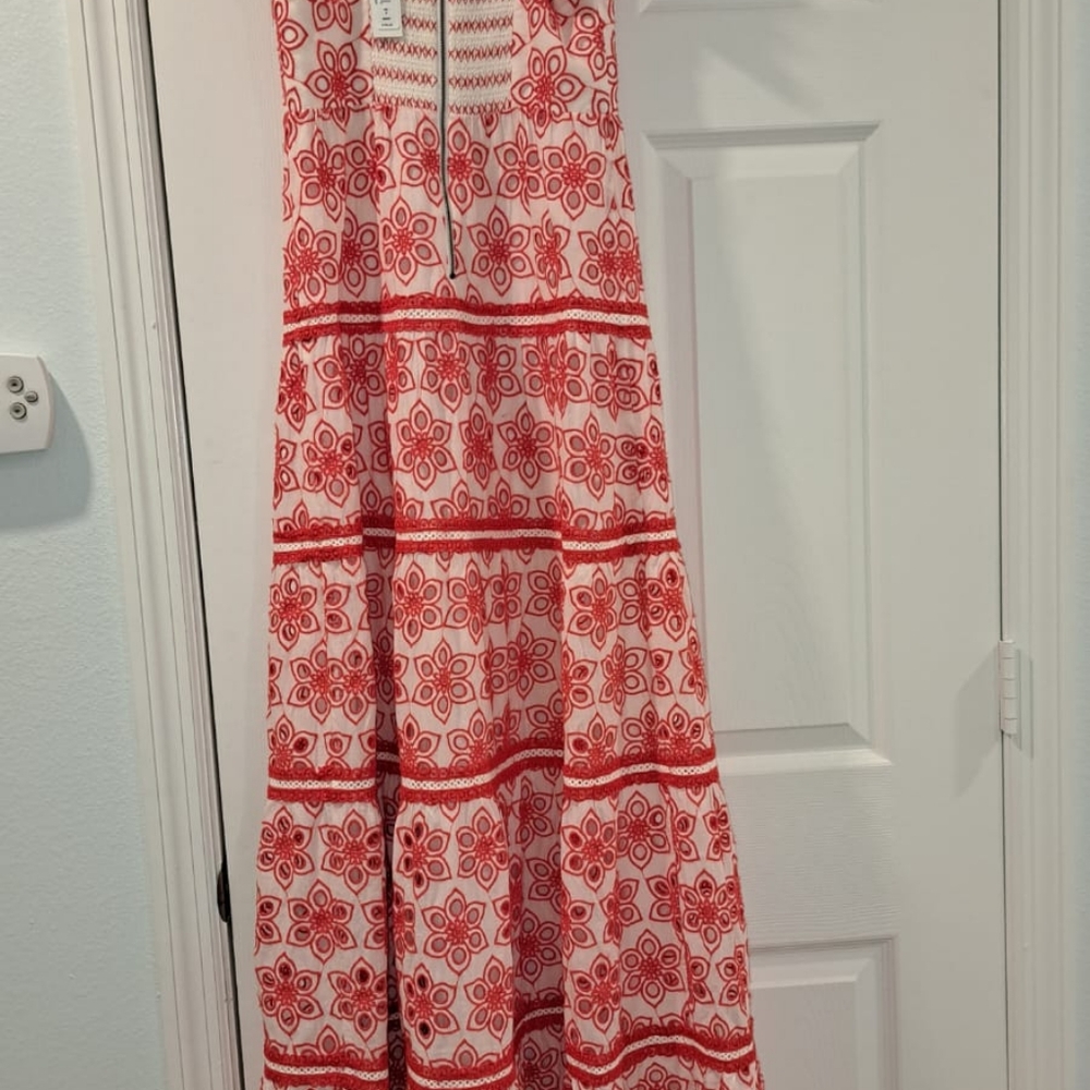 Alice + Olivia White Maxi Dress with Red Floral Eyelet Pattern - Picture 10 of 12